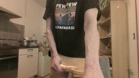 jin16000 online show from November 23, 2025, 5:29 am