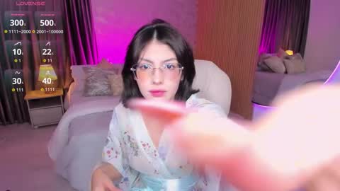 Jin Harrison    online show from October 25, 2025, 10:56 am