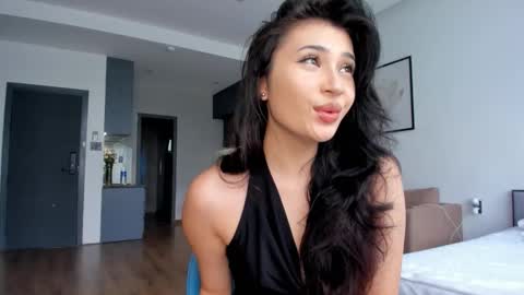 Jina meow online show from December 5, 2025, 3:26 am