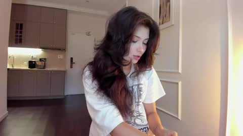 Jina meow online show from May 7, 2026, 3:56 am