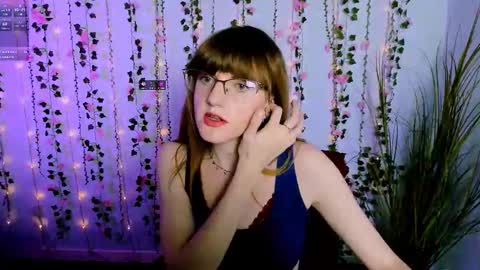 Snapshot of jina_toys chatting on September 17, 2025, 8:10 pm jina_toys online show from September 17, 2025, 8:10 pm