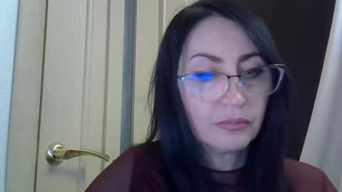 jinaluv online show from April 27, 2026, 1:09 pm