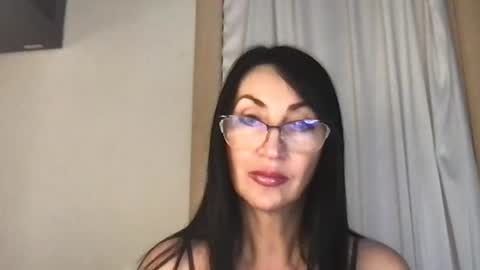 Snapshot of jinaluv chatting on June 11, 2026, 10:08 pm jinaluv online show from June 11, 2026, 10:08 pm