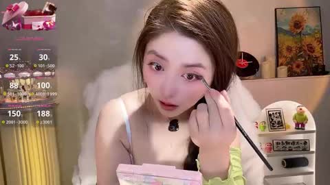 jingtian_8888 online show from December 15, 2025, 12:59 am