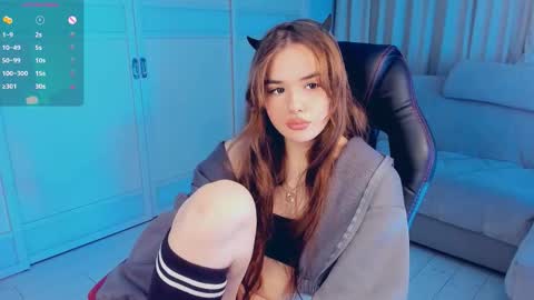 Jinny online show from December 20, 2025, 7:10 pm