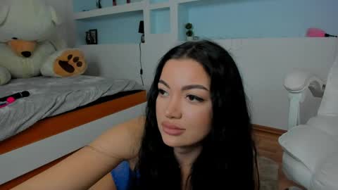 Juliee online show from April 27, 2026, 6:06 pm