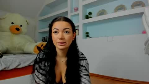 Juliee online show from May 20, 2026, 3:56 am