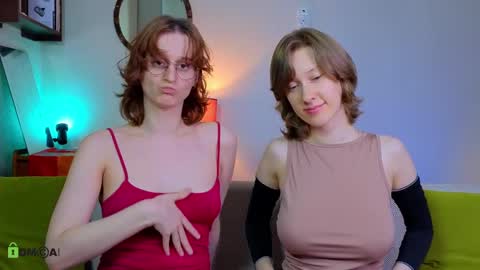 Snapshot of jitoon_exe chatting on May 3, 2026, 7:09 pm Hey Guys We are Julia ginger Tina brunette online show from May 3, 2026, 7:09 pm