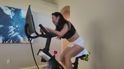 Snapshot of jiwon4u chatting on January 17, 2026, 9:51 pm Jiwon online show from January 17, 2026, 9:51 pm