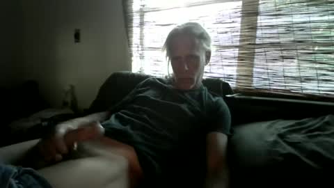 Snapshot of jizzmitten5 chatting on June 16, 2026, 11:57 am jizzmitten5 online show from June 16, 2026, 11:57 am