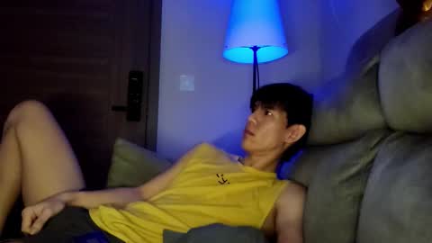 jj_jayjayq online show from December 18, 2025, 5:24 am