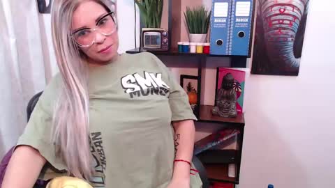 Jade M  online show from February 28, 2025, 2:31 am
