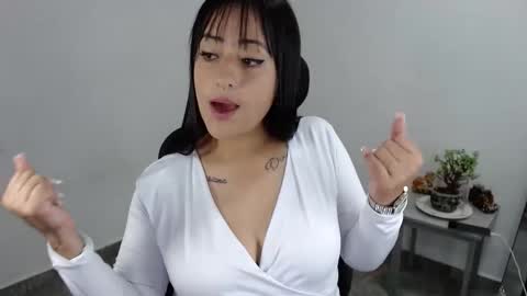 Snapshot of jjulietha95 chatting on March 26, 2026, 2:50 am Julieta online show from March 26, 2026, 2:50 am