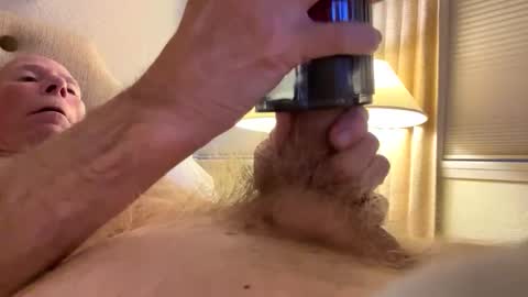 jlk7777 online show from December 3, 2025, 3:32 pm