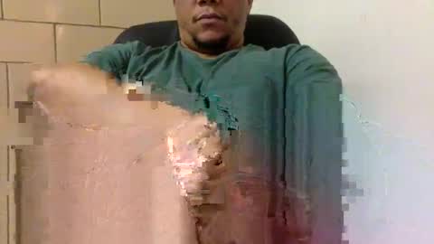 Snapshot of jln102004 chatting on January 23, 2025, 4:26 pm Holmesfifth online show from January 23, 2025, 4:26 pm