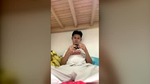 jm_xx online show from April 13, 2026, 12:10 pm