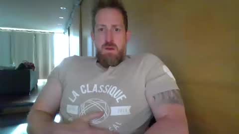 Snapshot of jmate13 chatting on October 20, 2025, 12:38 pm jmate13 online show from October 20, 2025, 12:38 pm