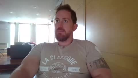 jmate13 online show from November 25, 2025, 5:57 pm