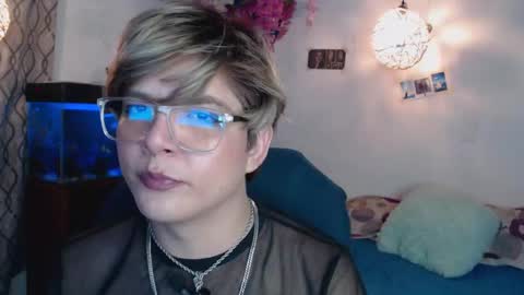 Snapshot of jnick_21 chatting on February 19, 2025, 1:40 am Nick online show from February 19, 2025, 1:40 am