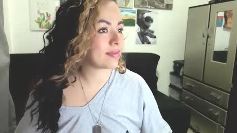 Johana              online show from April 26, 2026, 4:48 pm