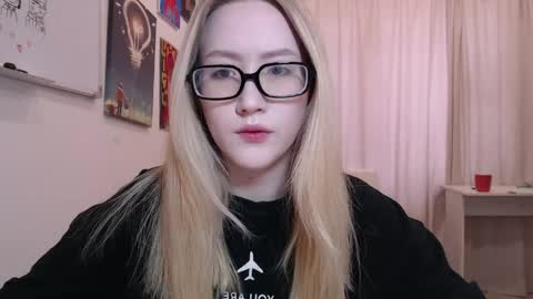 Snapshot of joan_kiss chatting on April 6, 2026, 7:31 am joan_kiss online show from April 6, 2026, 7:31 am