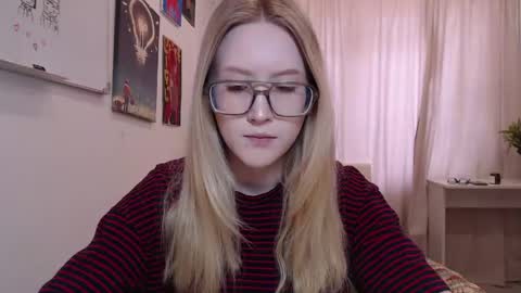 Snapshot of joan_kiss chatting on April 30, 2026, 11:05 am joan_kiss online show from April 30, 2026, 11:05 am