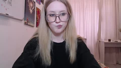Snapshot of joan_kiss chatting on May 13, 2026, 1:08 pm joan_kiss online show from May 13, 2026, 1:08 pm