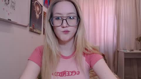 Snapshot of joan_kiss chatting on May 19, 2026, 4:41 am joan_kiss online show from May 19, 2026, 4:41 am