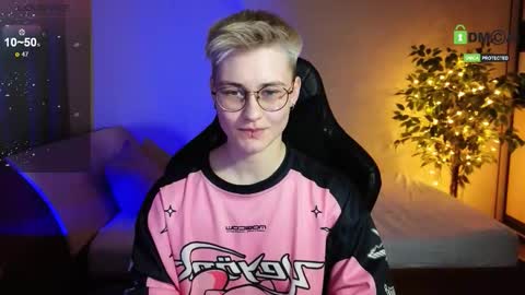 Snapshot of joan_night chatting on January 13, 2026, 7:30 pm J online show from January 13, 2026, 7:30 pm