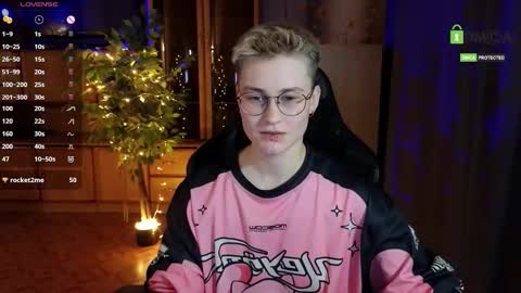 Snapshot of joan_night chatting on February 25, 2026, 8:18 pm J online show from February 25, 2026, 8:18 pm