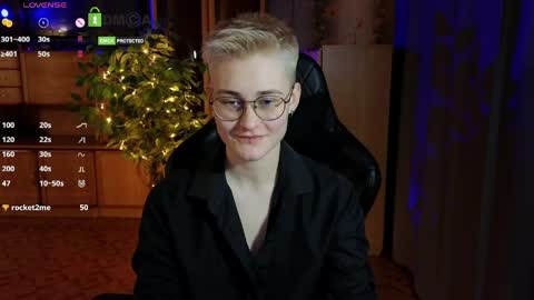 J online show from April 28, 2026, 7:30 pm