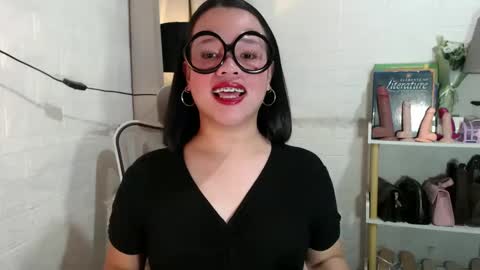 Joana online show from February 25, 2025, 2:14 am