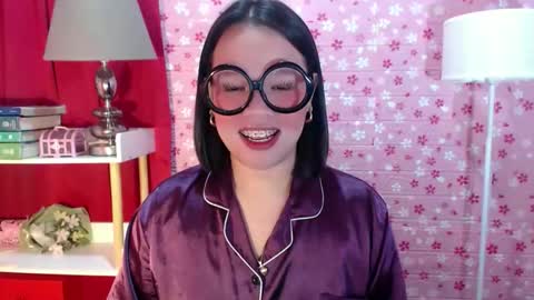 Joana online show from September 23, 2025, 8:45 pm