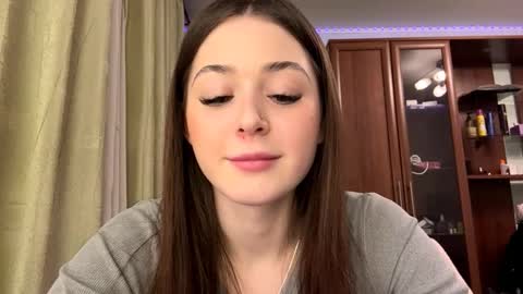 Adel online show from February 6, 2026, 7:17 pm