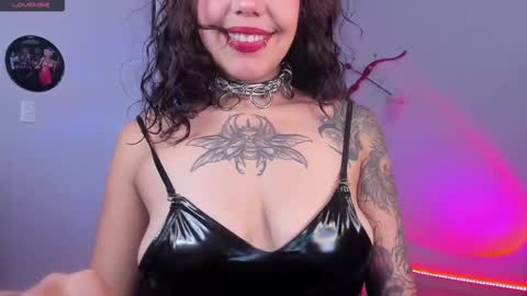 Snapshot of joandoll chatting on October 21, 2025, 9:48 pm Joan online show from October 21, 2025, 9:48 pm