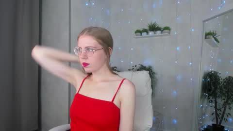 joann_shermann online show from October 27, 2025, 1:09 am