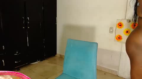 Snapshot of joannediamonds chatting on February 24, 2025, 12:16 pm joannediamonds online show from February 24, 2025, 12:16 pm