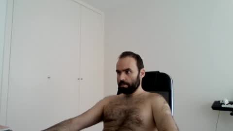 joaodias_18 online show from April 1, 2026, 10:16 am
