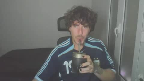 Snapshot of joaquin420_hot chatting on February 10, 2026, 5:17 pm joaquin420_hot online show from February 10, 2026, 5:17 pm