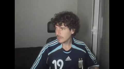 Snapshot of joaquin420_hot chatting on February 12, 2026, 5:35 am joaquin420_hot online show from February 12, 2026, 5:35 am