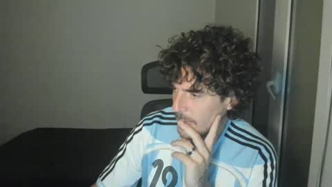 Snapshot of joaquin420_hot chatting on March 6, 2026, 4:53 am joaquin420_hot online show from March 6, 2026, 4:53 am