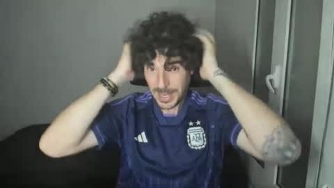 Snapshot of joaquin420_hot chatting on March 7, 2026, 6:49 pm joaquin420_hot online show from March 7, 2026, 6:49 pm