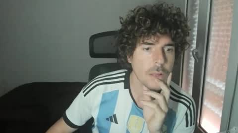 Snapshot of joaquin420_hot chatting on March 9, 2026, 8:51 am joaquin420_hot online show from March 9, 2026, 8:51 am