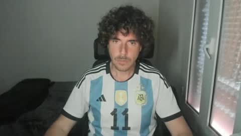 Snapshot of joaquin420_hot chatting on April 4, 2026, 6:44 am joaquin420_hot online show from April 4, 2026, 6:44 am