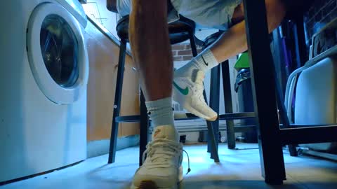 GUILLAUME feet and socks online show from March 9, 2025, 8:07 am