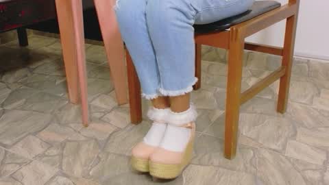 Jhulia online show from November 27, 2025, 4:31 pm