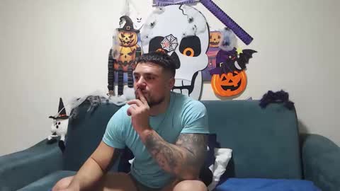 Snapshot of jodogs chatting on November 8, 2025, 2:06 pm Tiberius online show from November 8, 2025, 2:06 pm