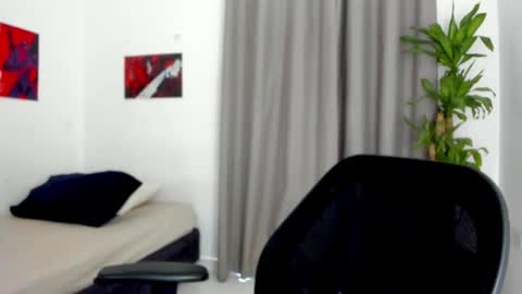 Snapshot of joe23___ chatting on February 12, 2026, 4:35 pm Joe online show from February 12, 2026, 4:35 pm