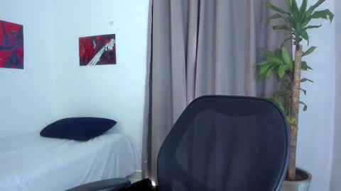 Snapshot of joe23___ chatting on March 25, 2026, 11:49 am Joe online show from March 25, 2026, 11:49 am