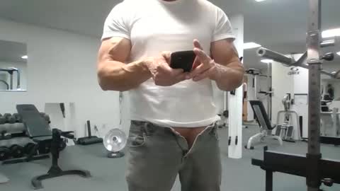 Snapshot of joe_smith5679 chatting on April 20, 2026, 8:10 pm joe_smith5679 online show from April 20, 2026, 8:10 pm